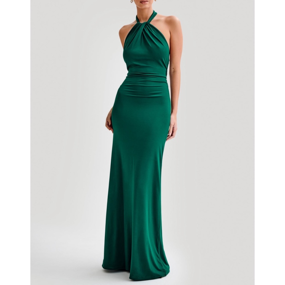 Elegant Green Halter Maxi Dress